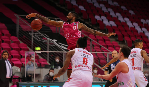 火箭高层显 火箭高层显