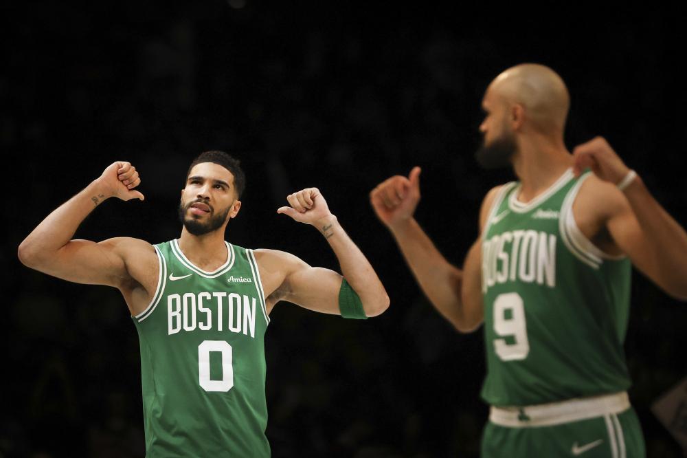 足球评论员 足球评论员