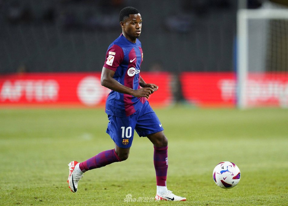 巴萨是西班 巴萨是西班